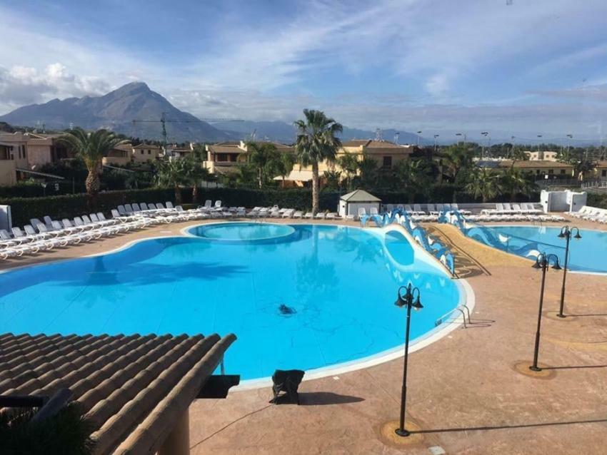 Mare Luna Village Campofelice Di Roccella Buitenkant foto