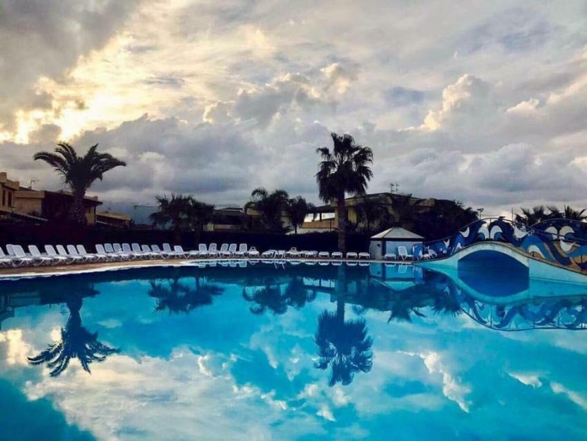 Mare Luna Village Campofelice Di Roccella Buitenkant foto